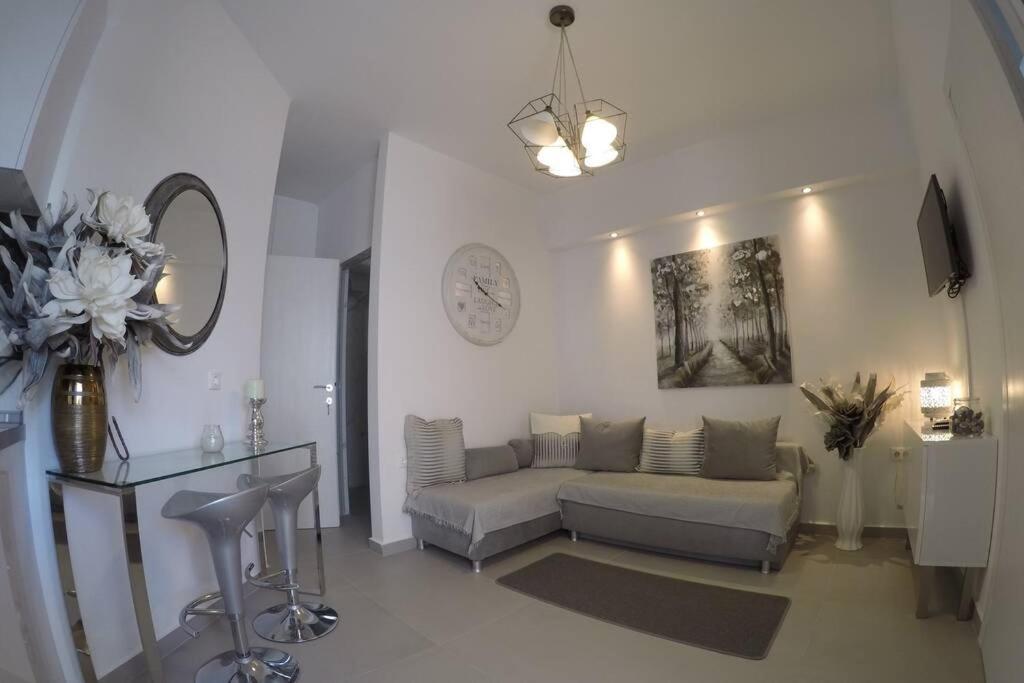 Polychrono New 2 Bedroom Apt. Just By The Sea! Exterior foto